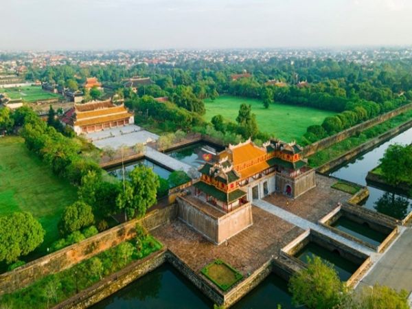 7 Days 6 Nights Da Nang Hoi An Hue Package